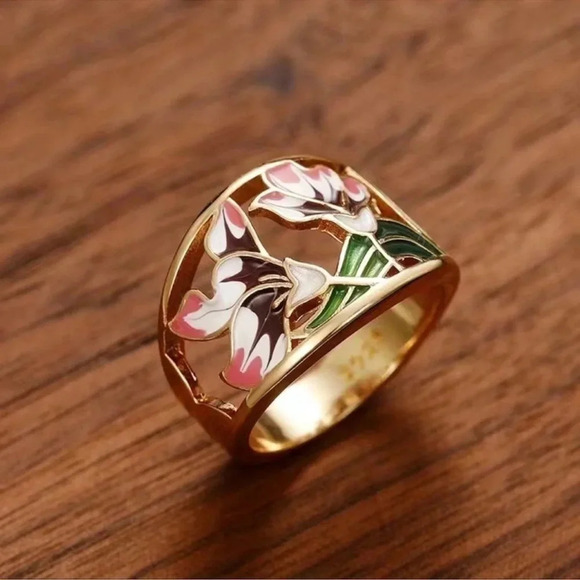 1 LEFT! 18K Gold Plated Wide Flower Ring - Picture 4 of 6